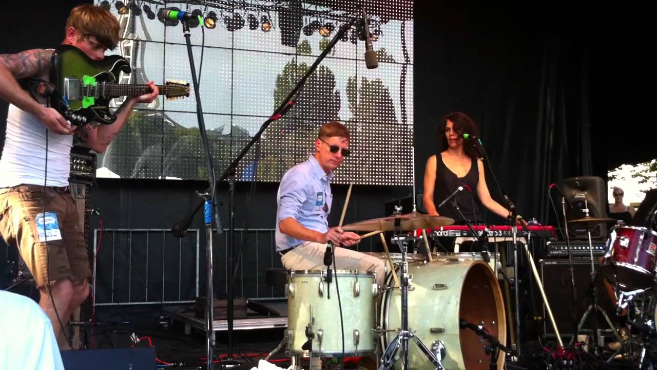 Thee Oh Sees - Carrion Crawler @ Bumbershoot 9/4/2011 pt. 6