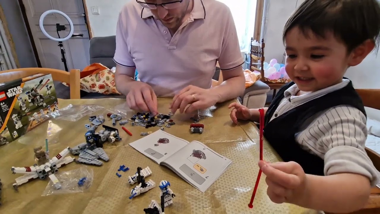 TẬP 10 CHỒNG TÂY RÁP LEGO CÙNG CON TRAI.