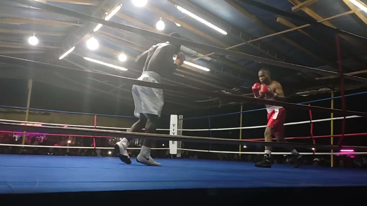 Yohane Banda vs Salim Chazama. Malawi Prof Boxing Control Board Lightweight Championship title fight
