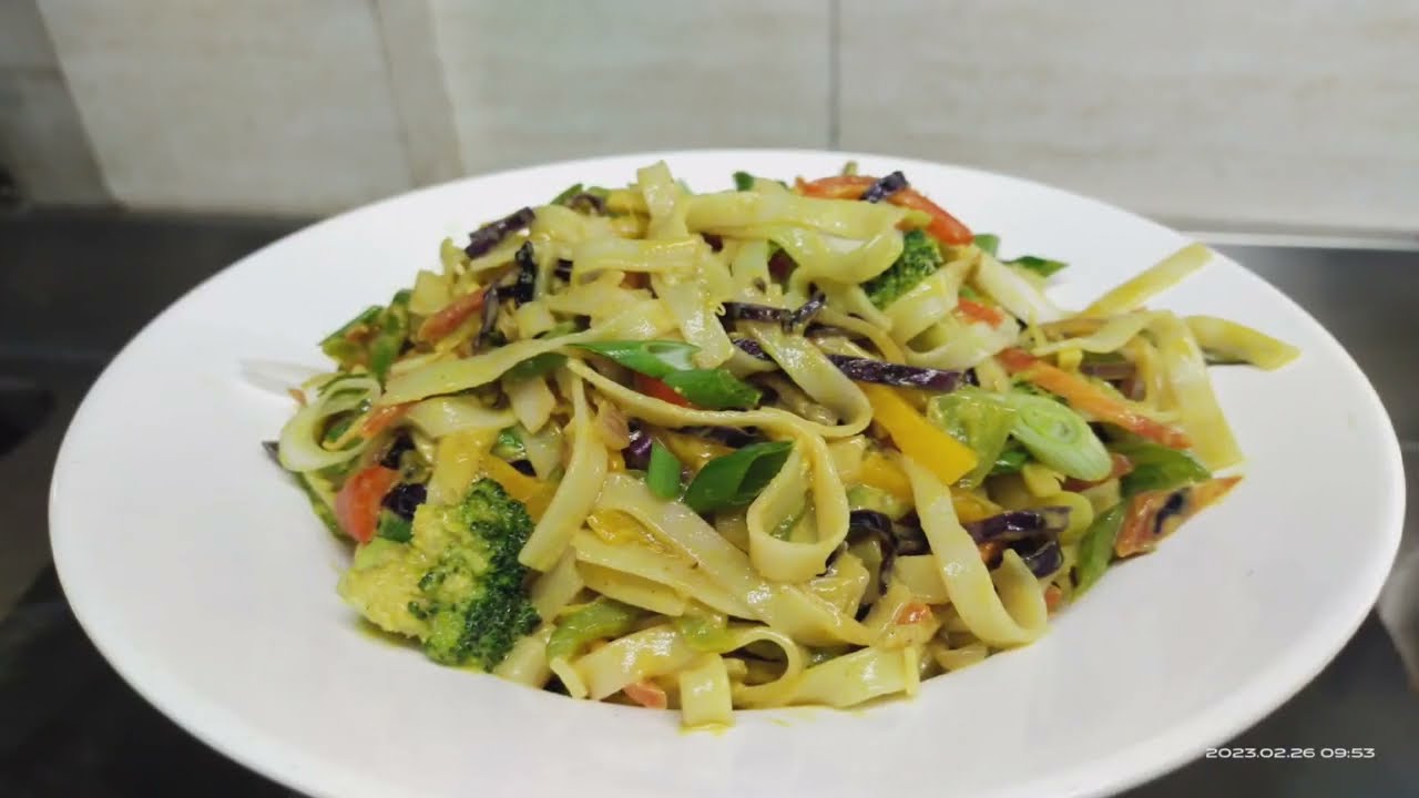 Restaurant style thai flat noodles | thai flat noodles recipe | Chef Ashok