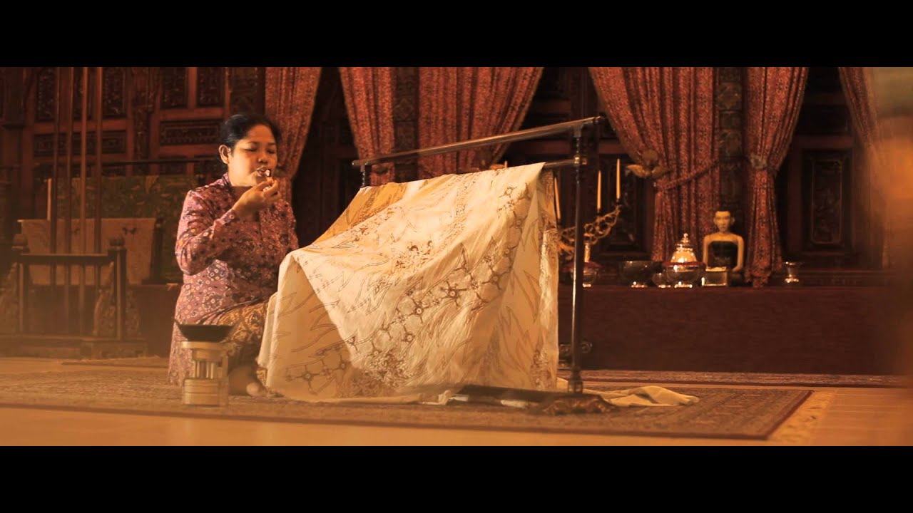 Batik Solo - Wonderful Indonesia