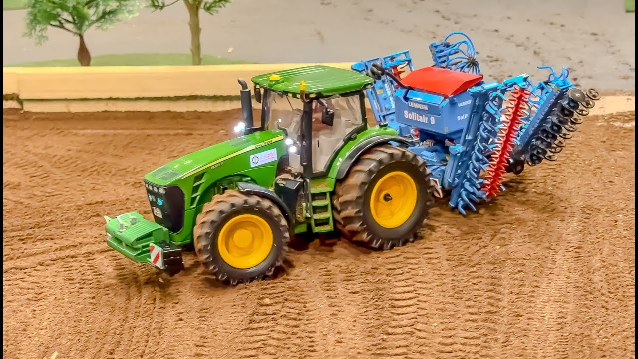 STUNNING TRACTORS AND MEGA RC FARMING!