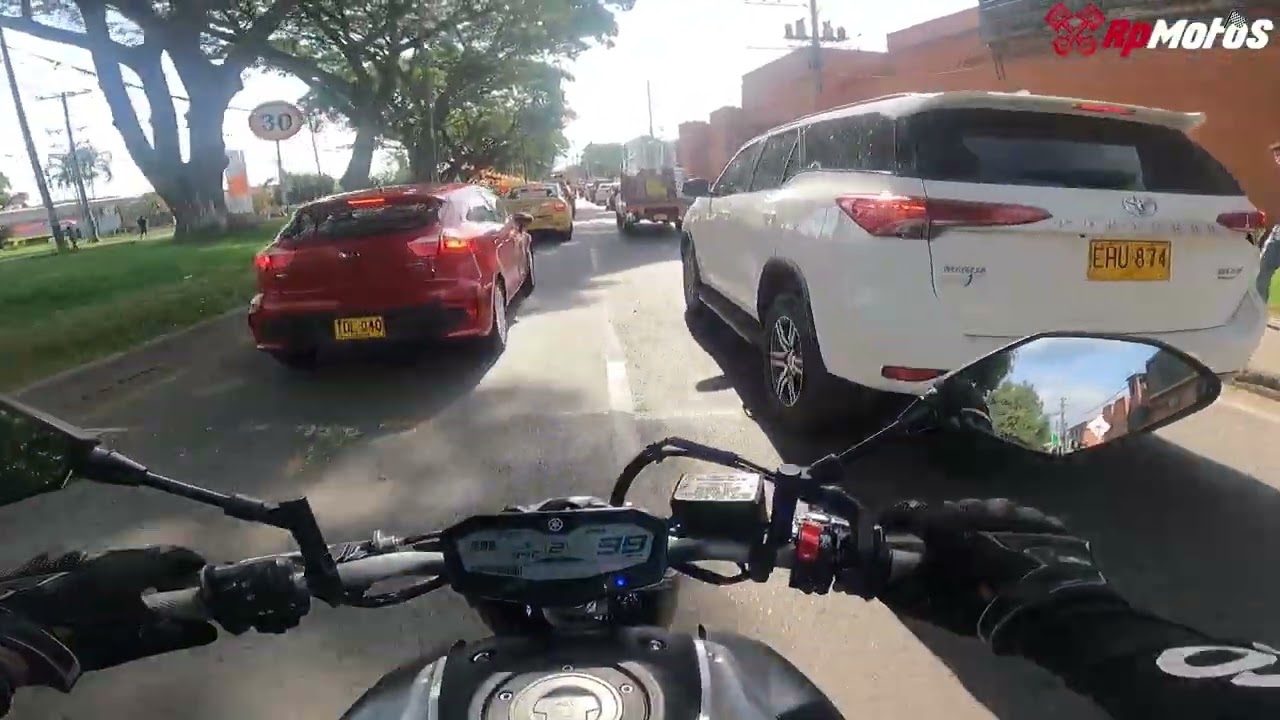 Yamaha MT07 El TORITO salvaje Sonido Bestial 🔥