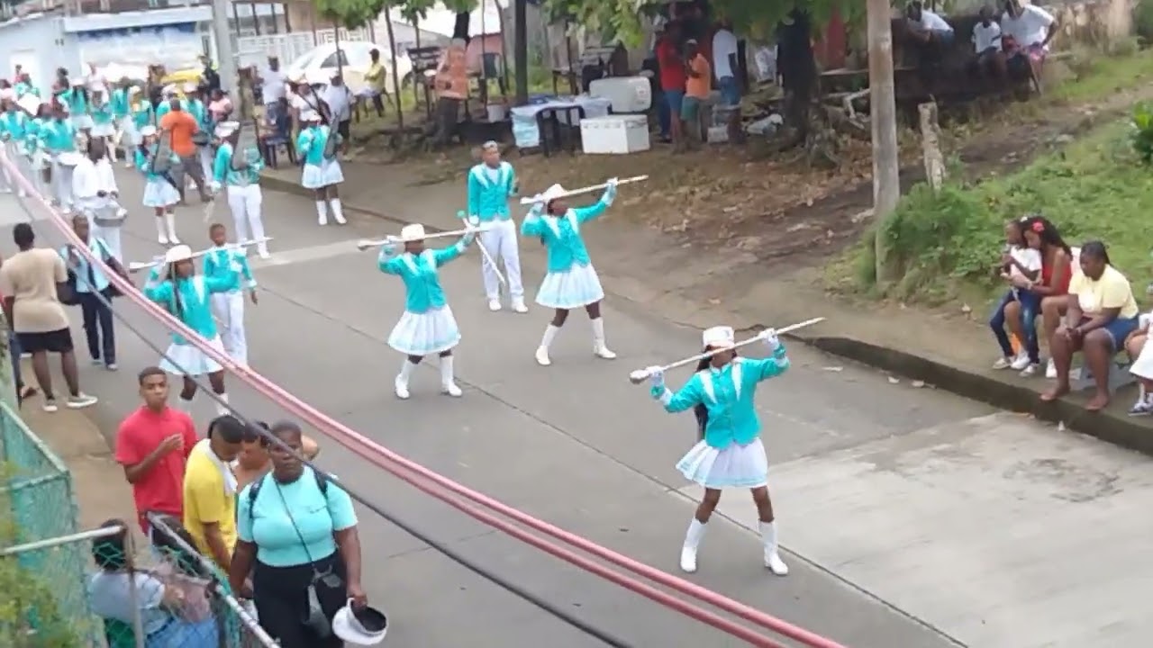 DESFILE 12 DE OCTUBRE 