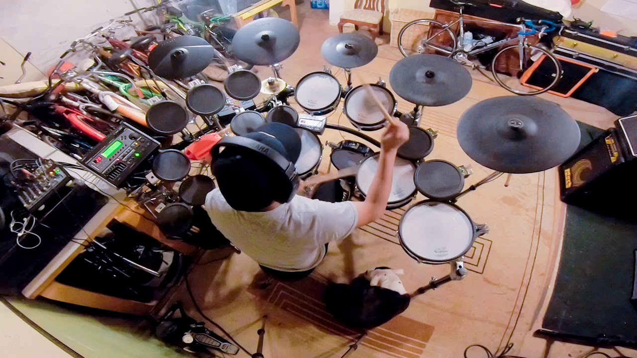 Amor Sincero💘 ~ Bryndis (bateria) 🥁🎶