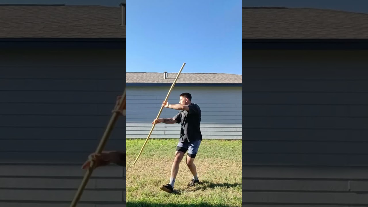 Staff form #1. Bong Hyung El-bion. Let's talk about it. #martialarts #tangsoodo #bostaff #karate 