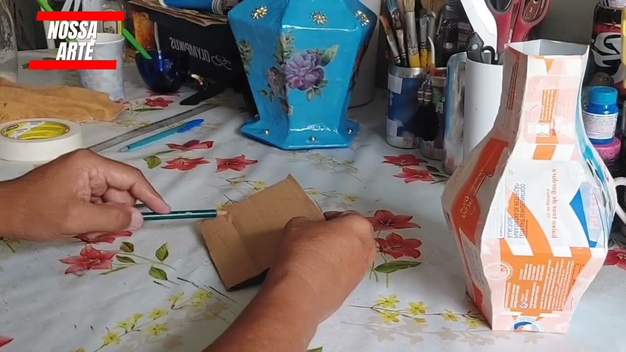 COMO FAZER JARROS PAPIETADOS COM CAIXAS DE LEITE.