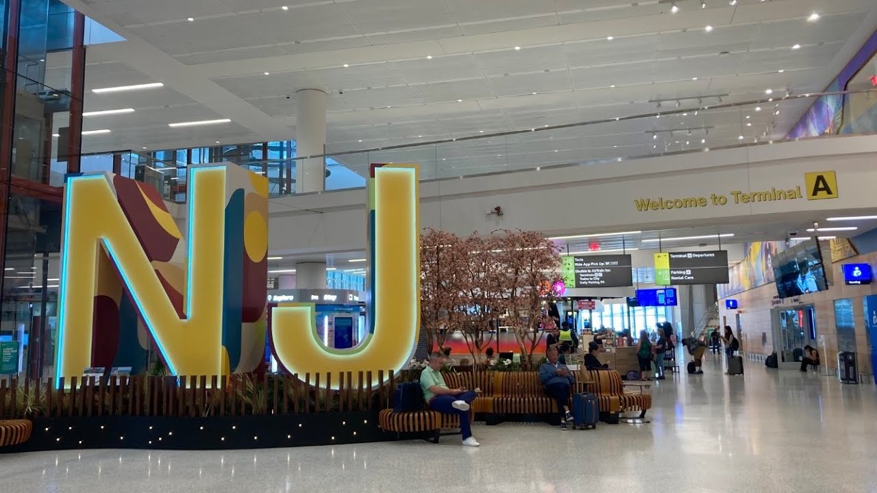 NEWARK AIRPORT TERMINAL A WALKING TOUR - NEWARK LIBERTY INTERNATIONAL AIRPORT GUIDE HOW TO TUTORIAL