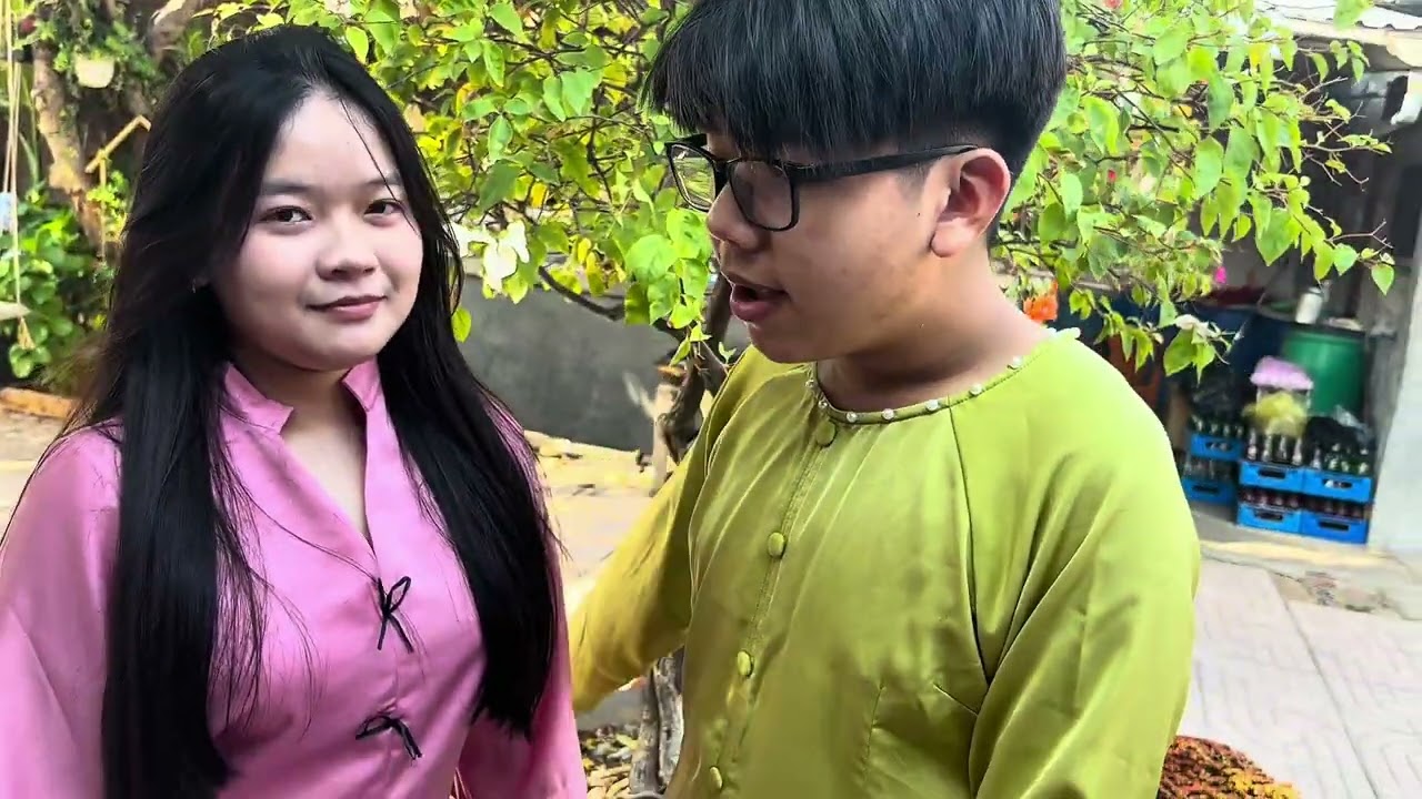NGỮ VĂN- 11A4 -sân khấu hoá truyện cổ tích tấm cám, Tường Vy, Công Vĩ, Nhã Vy, Ngọc Trâm, Thanh Trúc