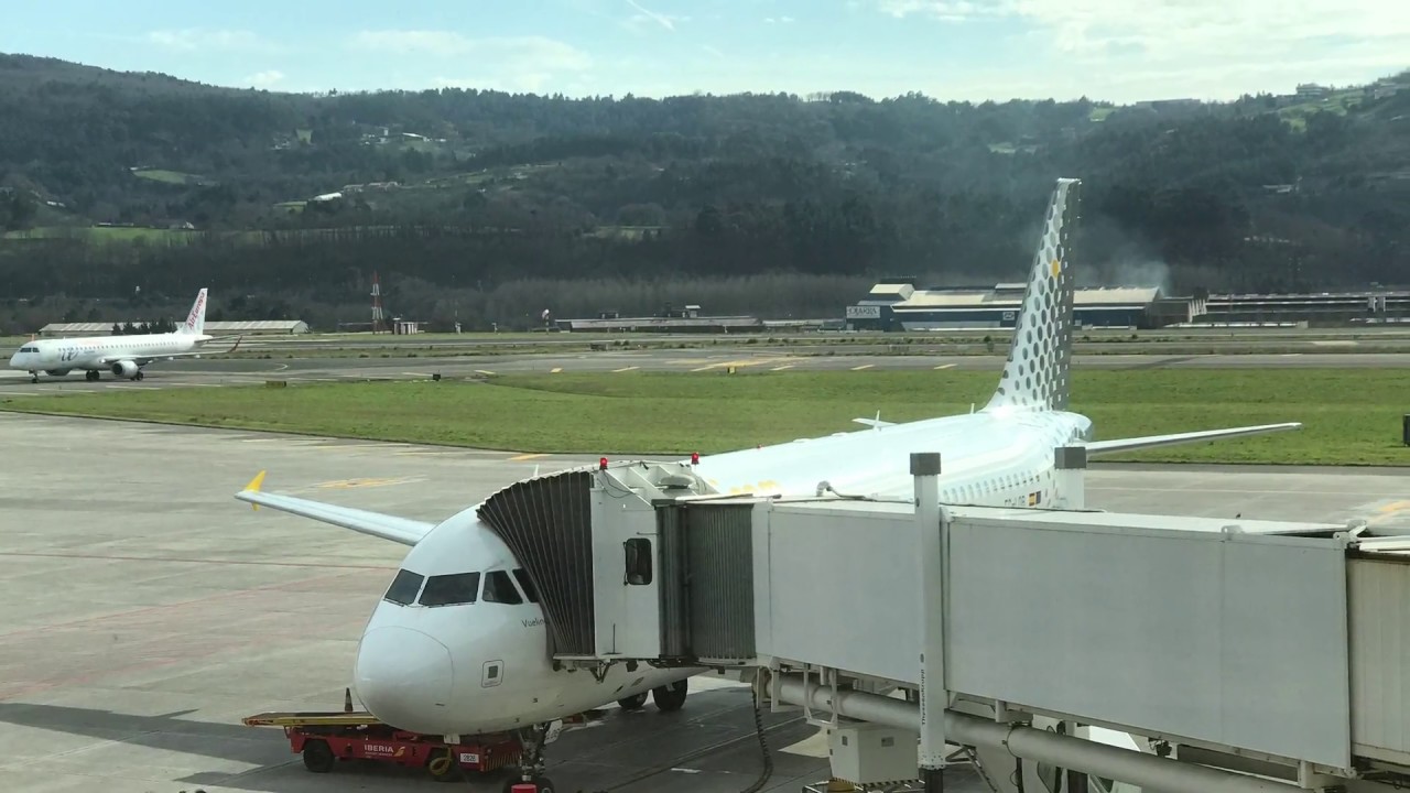 Vuelo #Bilbao LEBB  - #Madrid LEMD (#Takeoff - #holdon - #Landing) #Embraer 190 #FullHD #60FPS