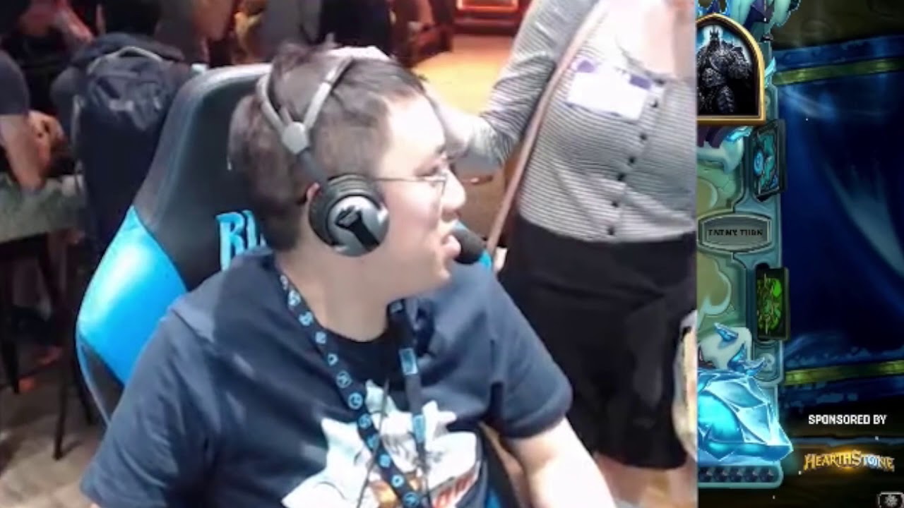 Trump Denies a Girl At Gamescom [GIGACHAD]