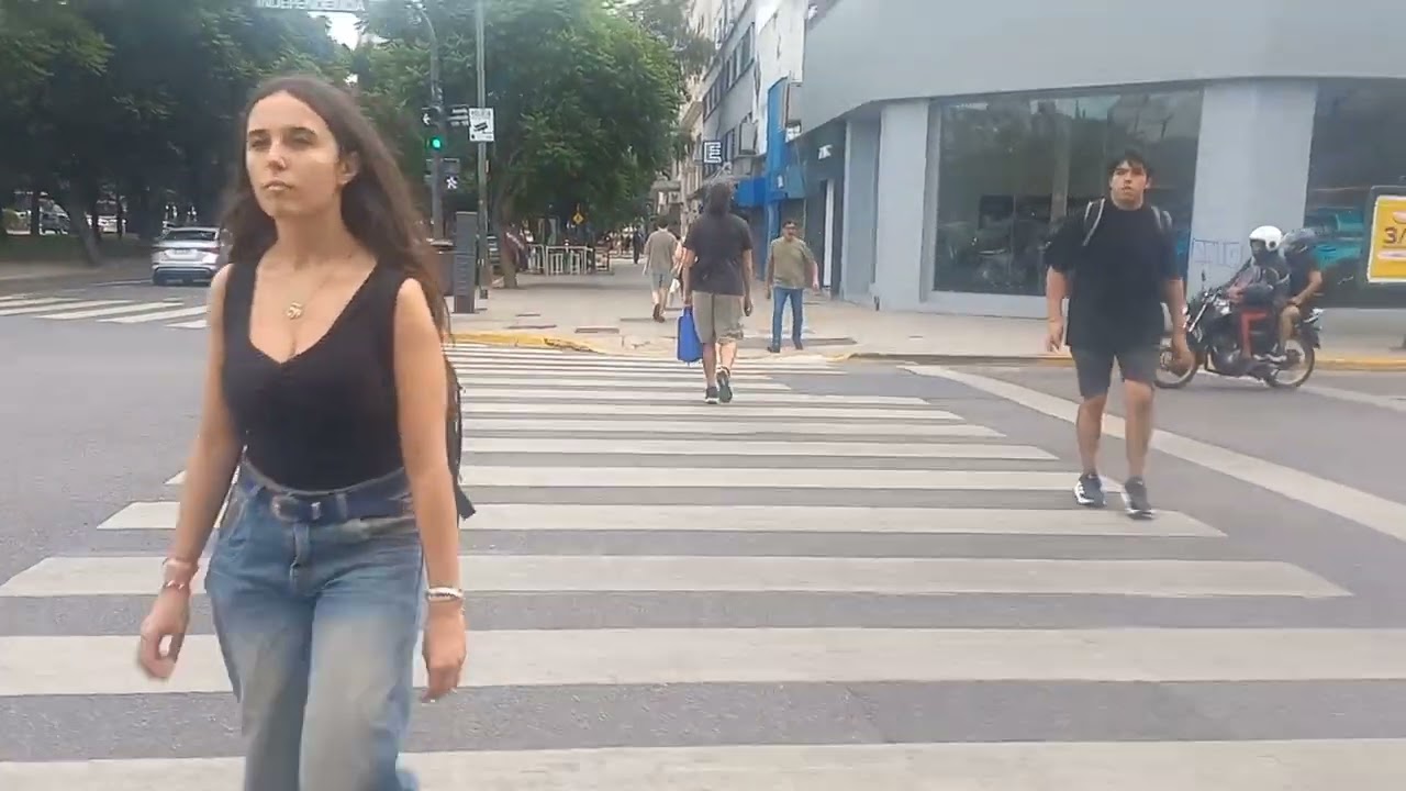 Viaje digital por Buenos aires , ( caminando)