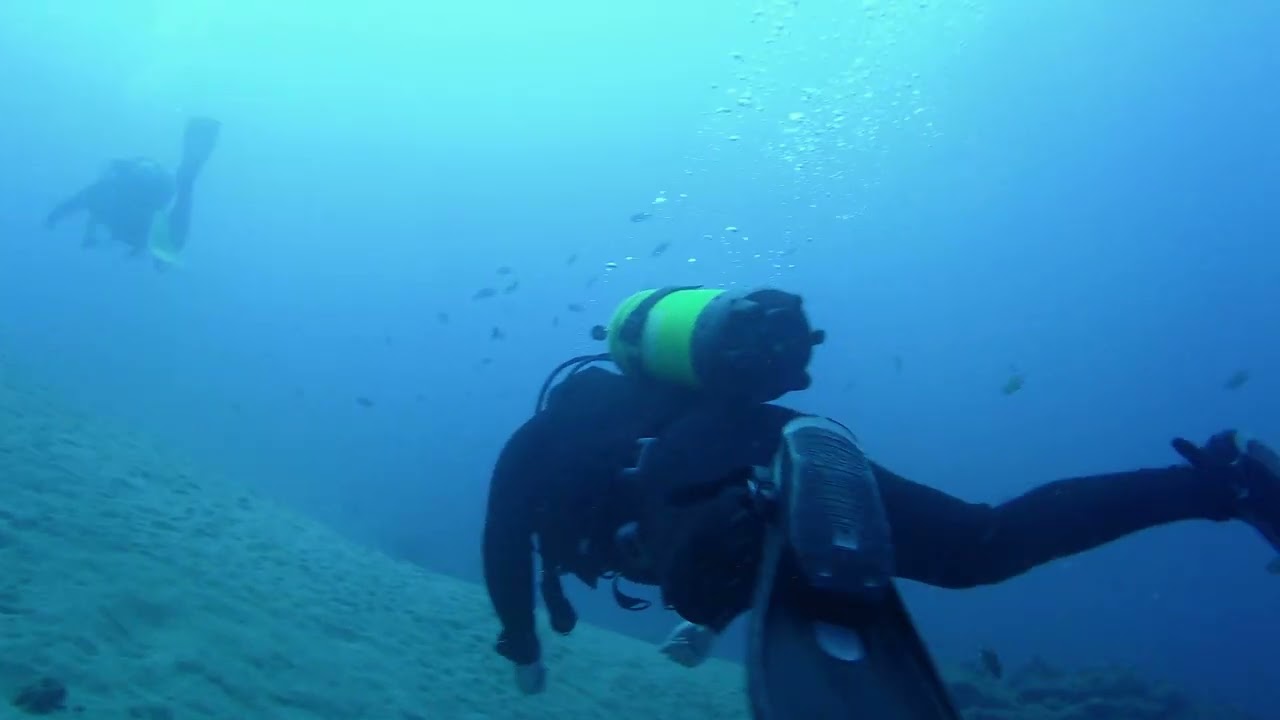 Playa Chica,  Puerto del Carmen, Lanzarote. A scuba dive to visit The Cathedral - 23rd Feb 2026