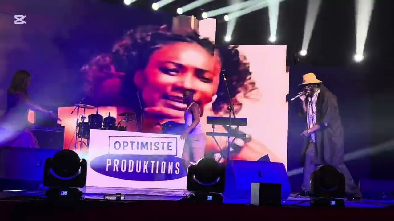 Xuman remet les belles classiques de Pee froiss au Show des l&eacute;gendes avec un spectacle show 