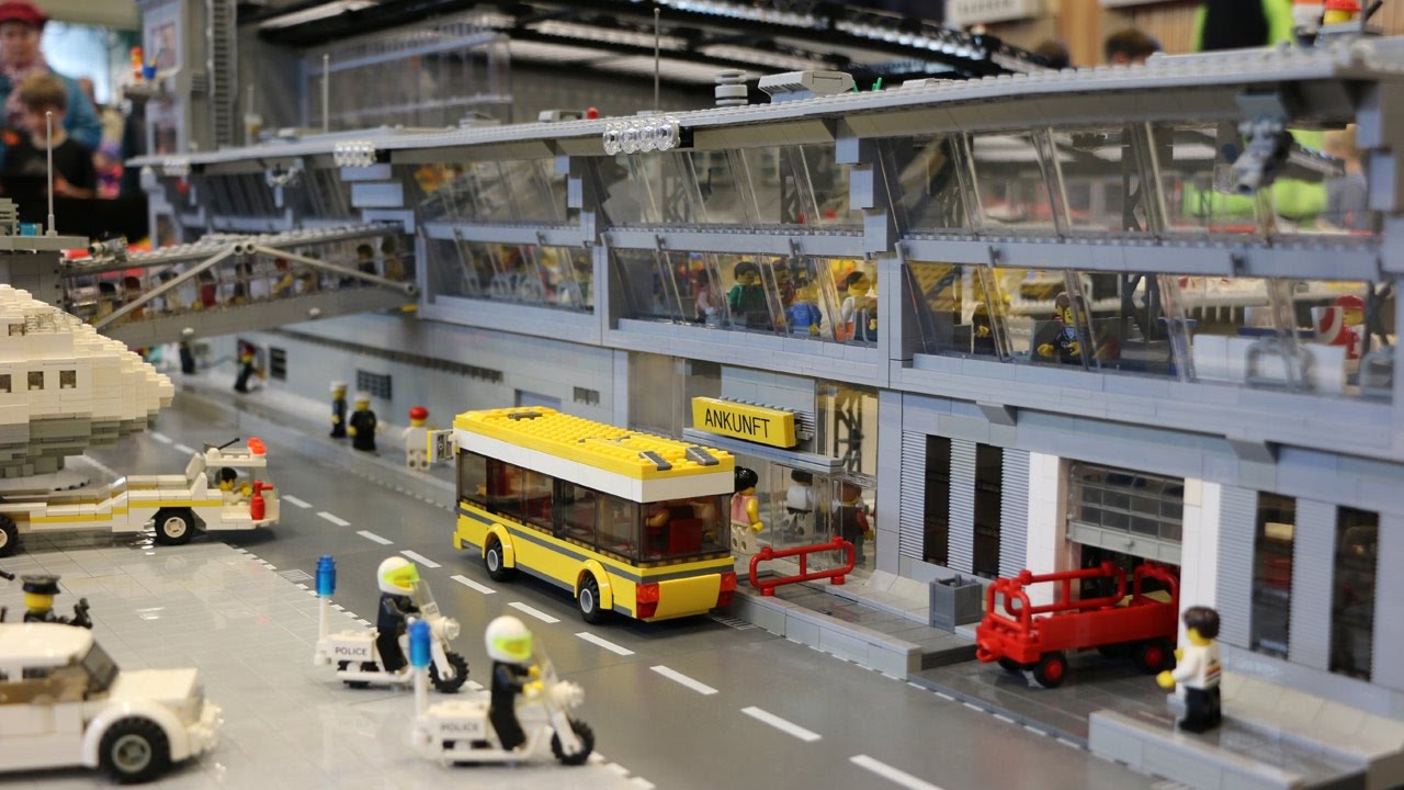 LEGO MOC: Flughafen Hamburg mit Boeing 747 - Stein Hanse 2016