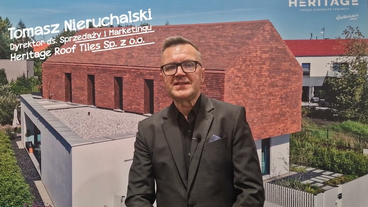 Reportaż Wrocław Architekt Dekarz Heritage Roof Tiles - Projety Nowoczesne z dachówką Manor