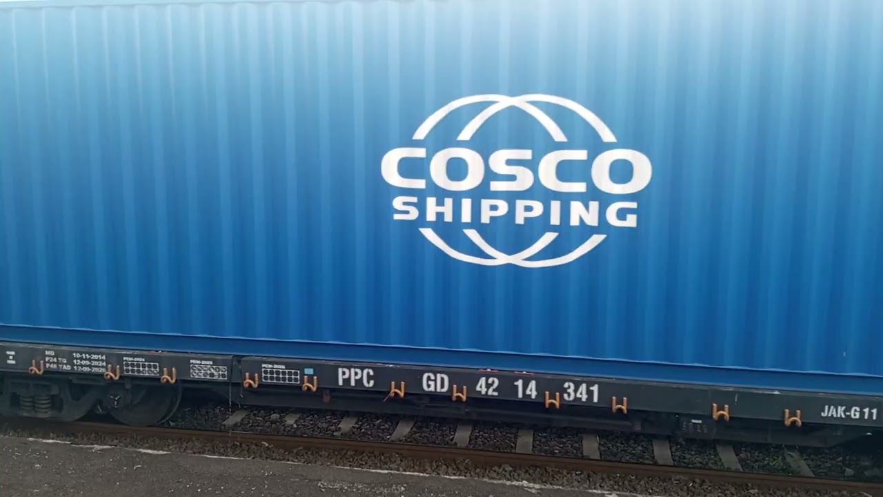 Kereta Api Kontainer 2522 Kalimas Cargo berangkat Kemayoran (15 November 2025)