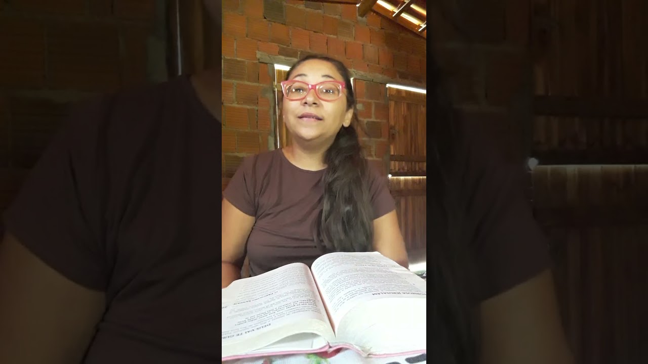 Andas carregado de tristeza e dor 😥[Harpa cristã