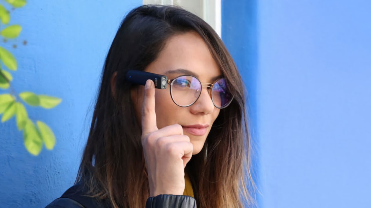 OrCam MyEye 2 Describes the World to the Blind, in Real Time