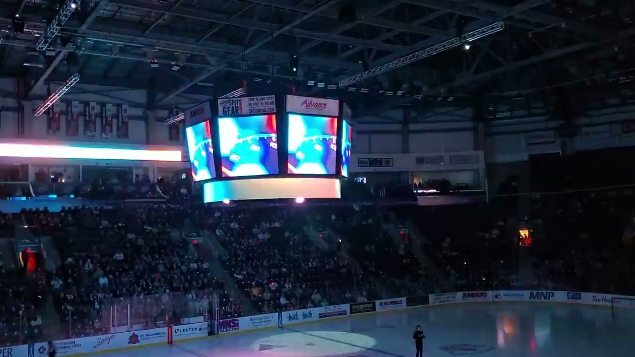 Spitfires pregame intro + players coming onto the ice + starting lineup (SAR @ WSR 2/1/26)