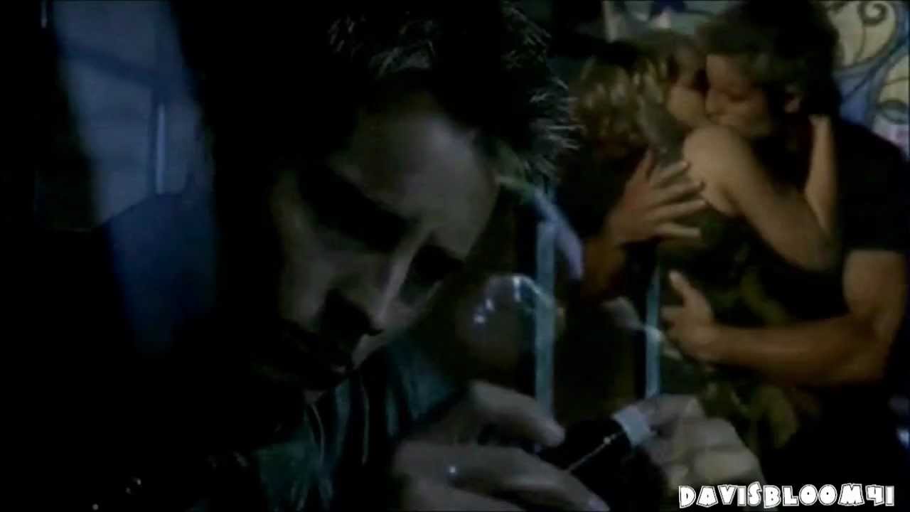 Smallville [Chloé And Oliver] With Or Without You