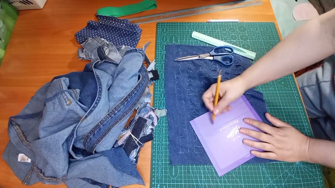 DIY 💙 ИЗ ХЛАМА И ОБРЕЗКОВ ВЫШЛА  ДЖИНСОВАЯ СУМКА 🩵 DISPOSAL OF DENIM PIECES #diy #ideasdiy #sewing