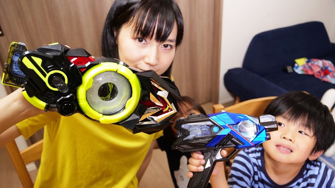 仮面ライダーゼロワン DX飛電ゼロワンドライバー＆エイムズショットライザーなど