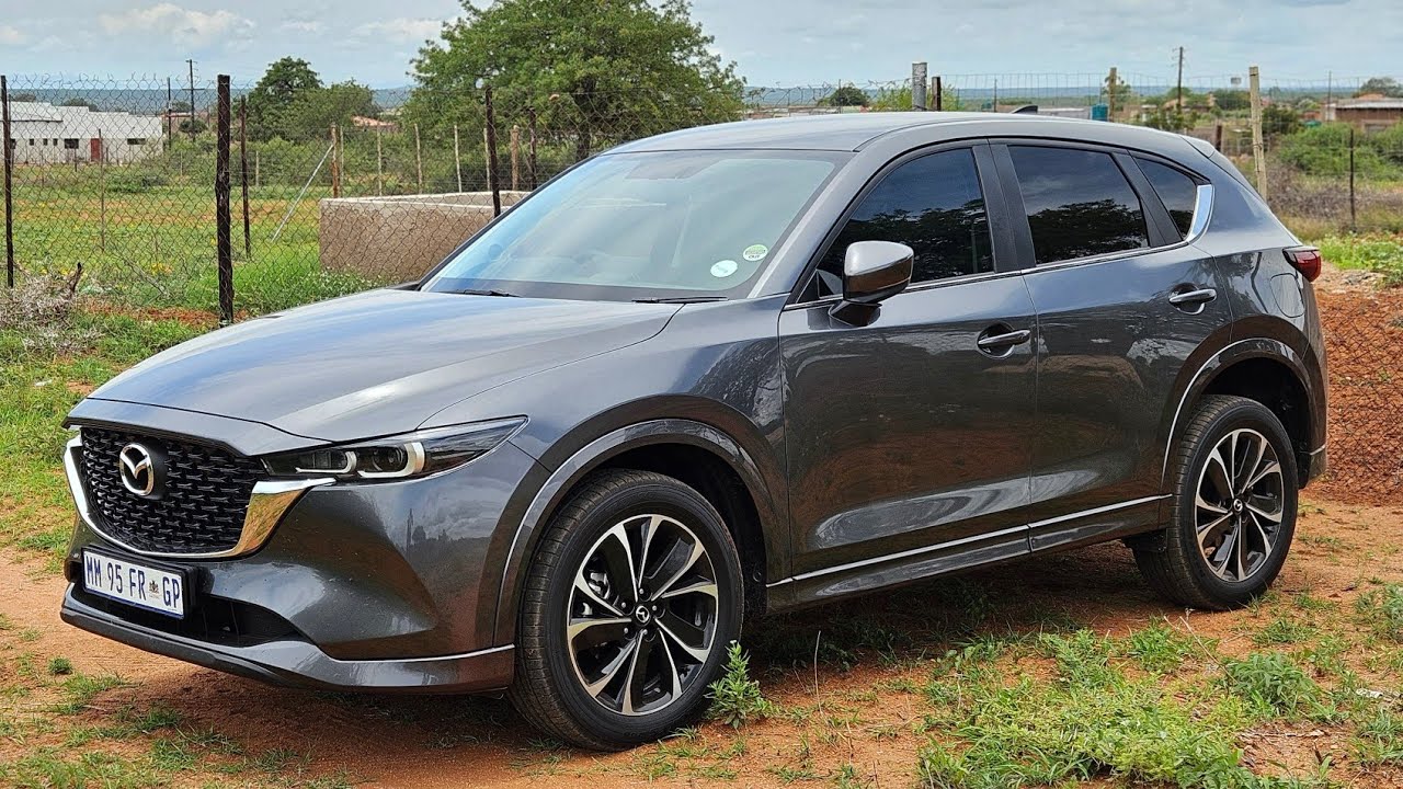 Плохое ли решение — использовать двигатель без турбонаддува? Mazda CX-5 Dynamic 2025 года — подро...