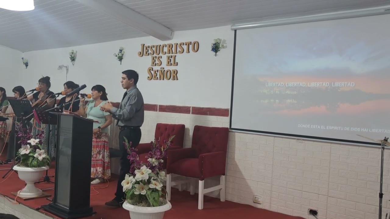Adoración y alabanzas para la gloria del señor Jesús amén 