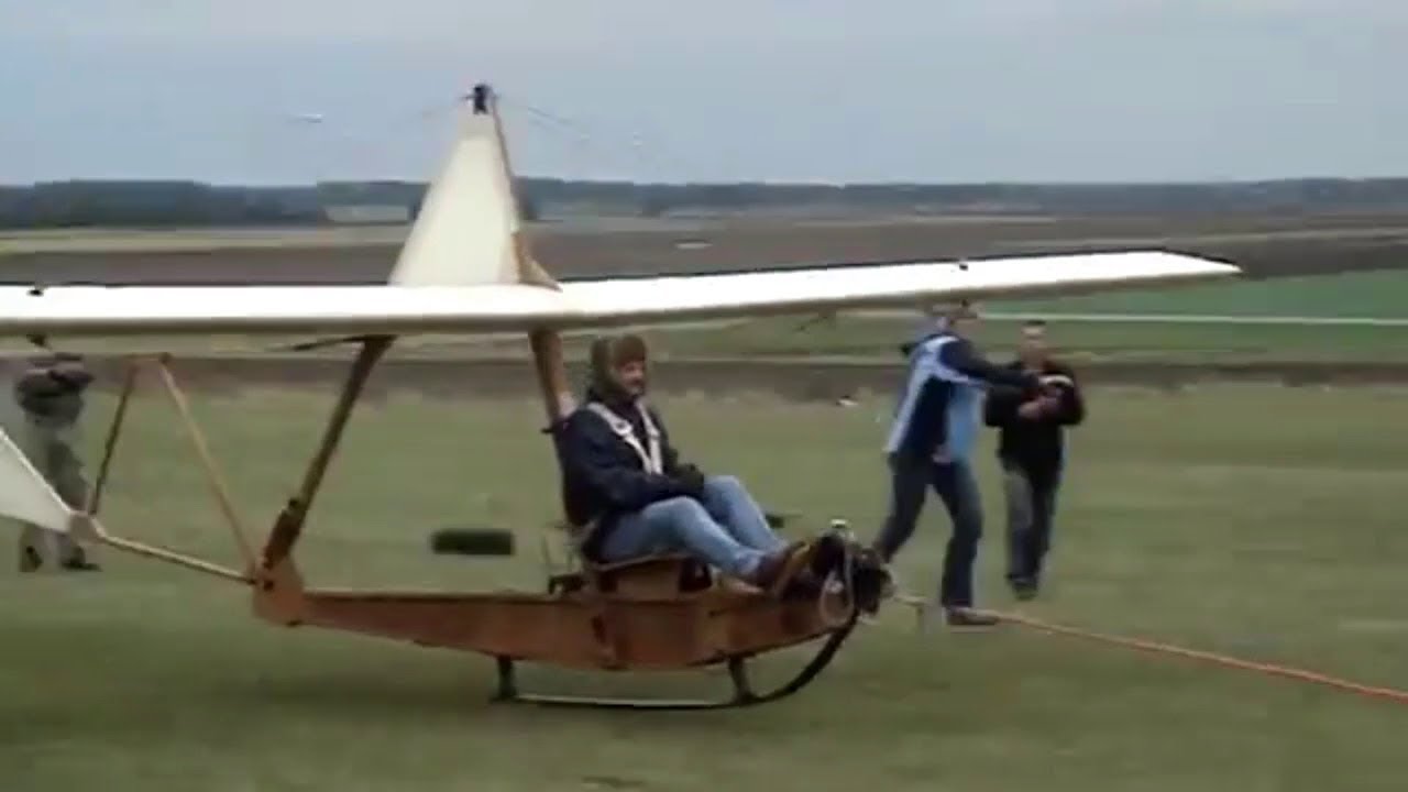 Homemade aircraft, Schizophrenics fly into the sky.Homemade. Entertainment/