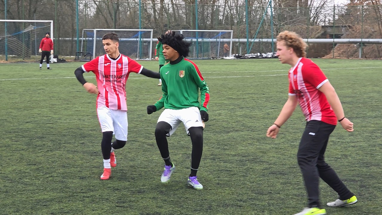 Prosna Wieruszów - Victoria Laski 3:2