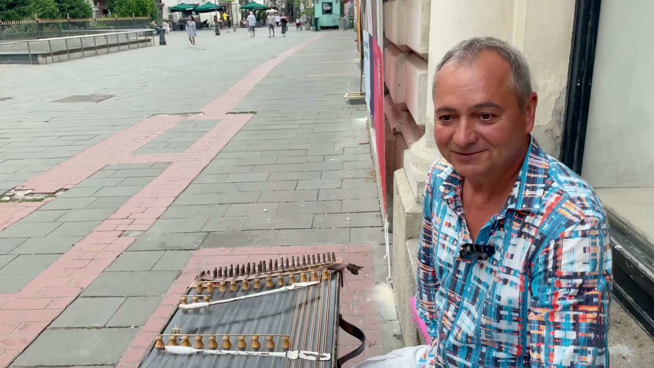 Cu Nea Vali Țambalagiul la o poveste si un recital !