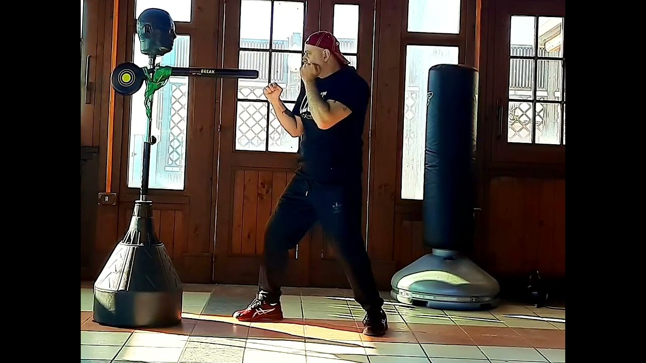 JEET KUNE DO: COME DIFENDERCI DAI DIRETTI (PARRY)