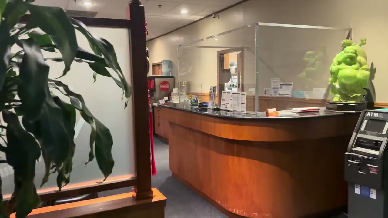 Mr. CHEN’S CHINESE KITCHEN Commercial
