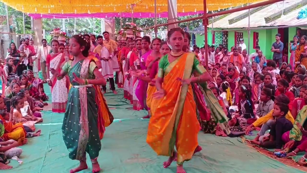 Entrance Dance by Shanti Nagar Youth Group For Celebration  International Sent Mother Teresa feast  