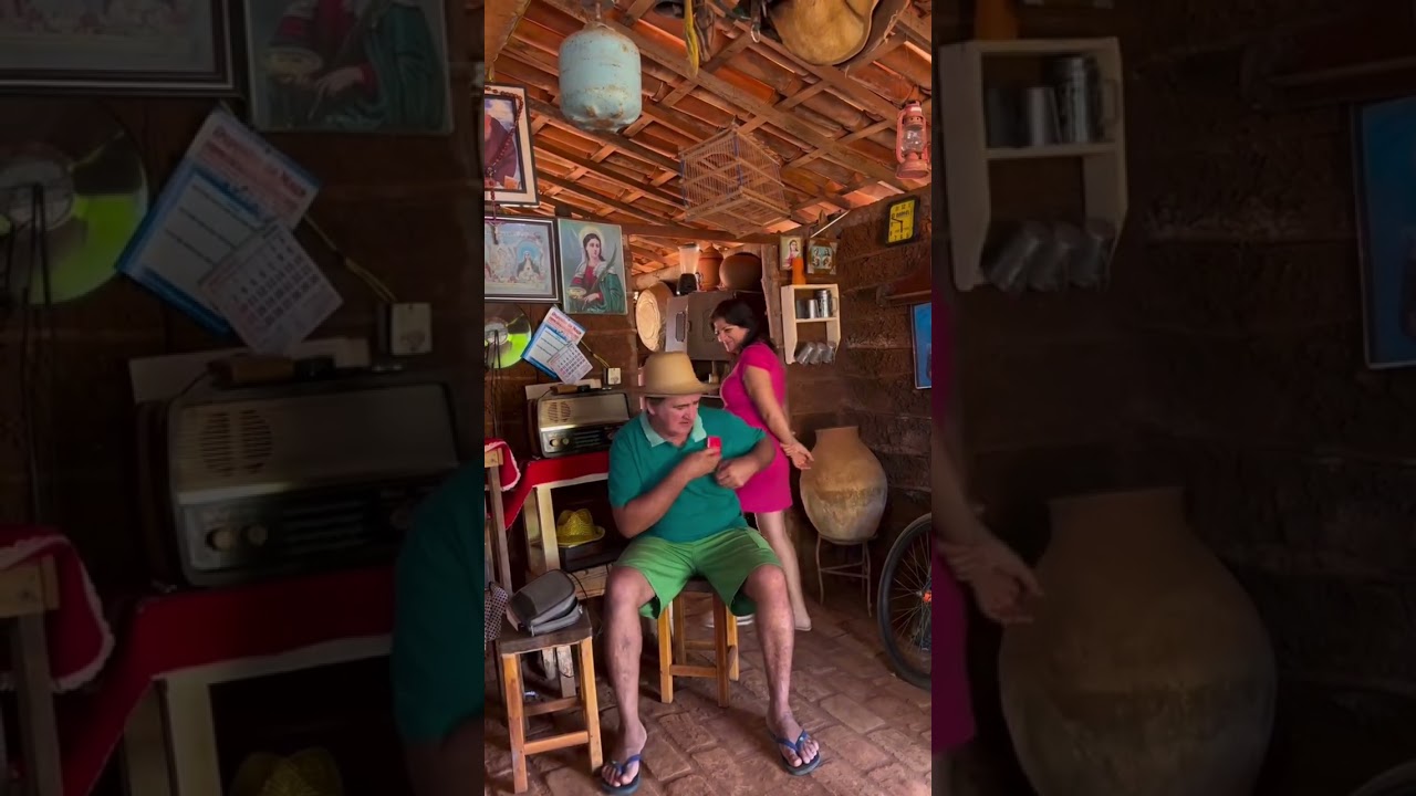 Naldo ganhou um presente misterioso 