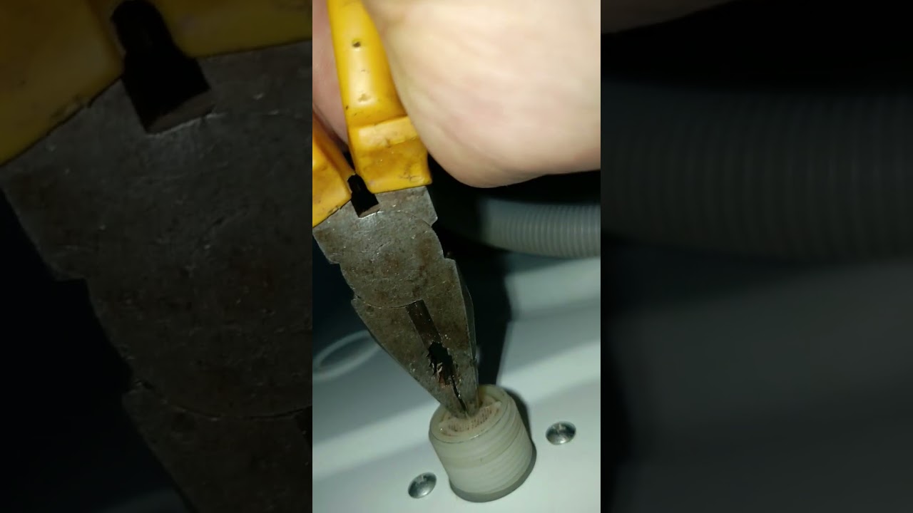Чистим фильтр залива воды в стиральной машине Samsung 