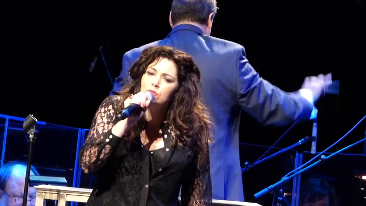Mandy Barnett, Crying