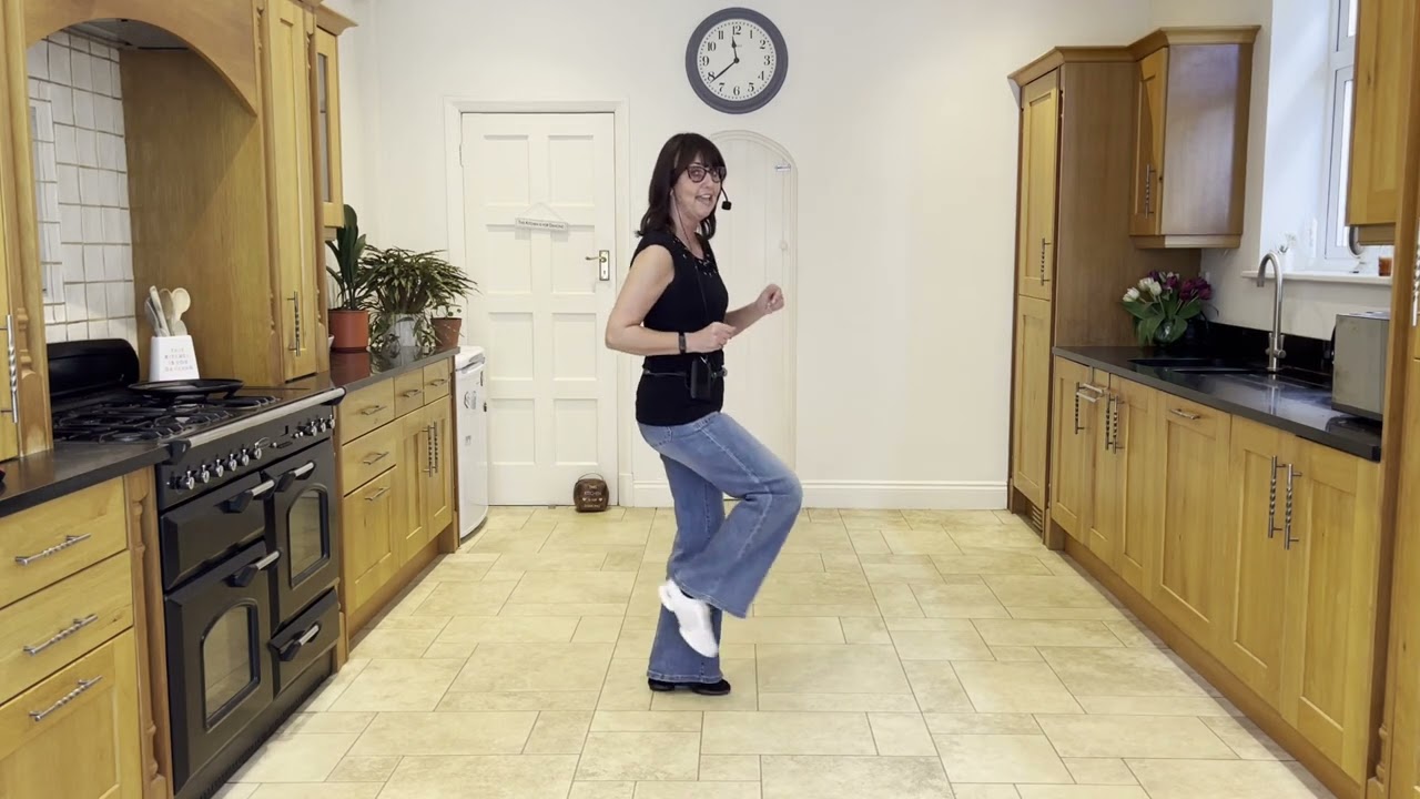 Pour Me A Drink Line Dance Demo & Practice with music
