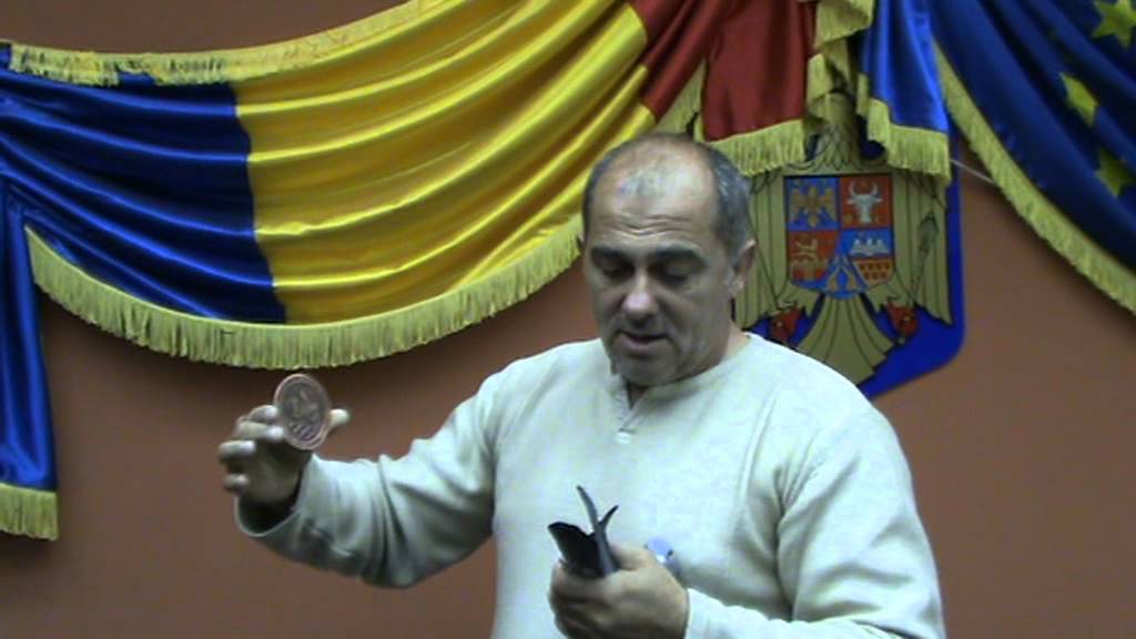 FCPR Bacau dl Gradinaru Cristi prezentare porumbel campion RO 650735 2009 M