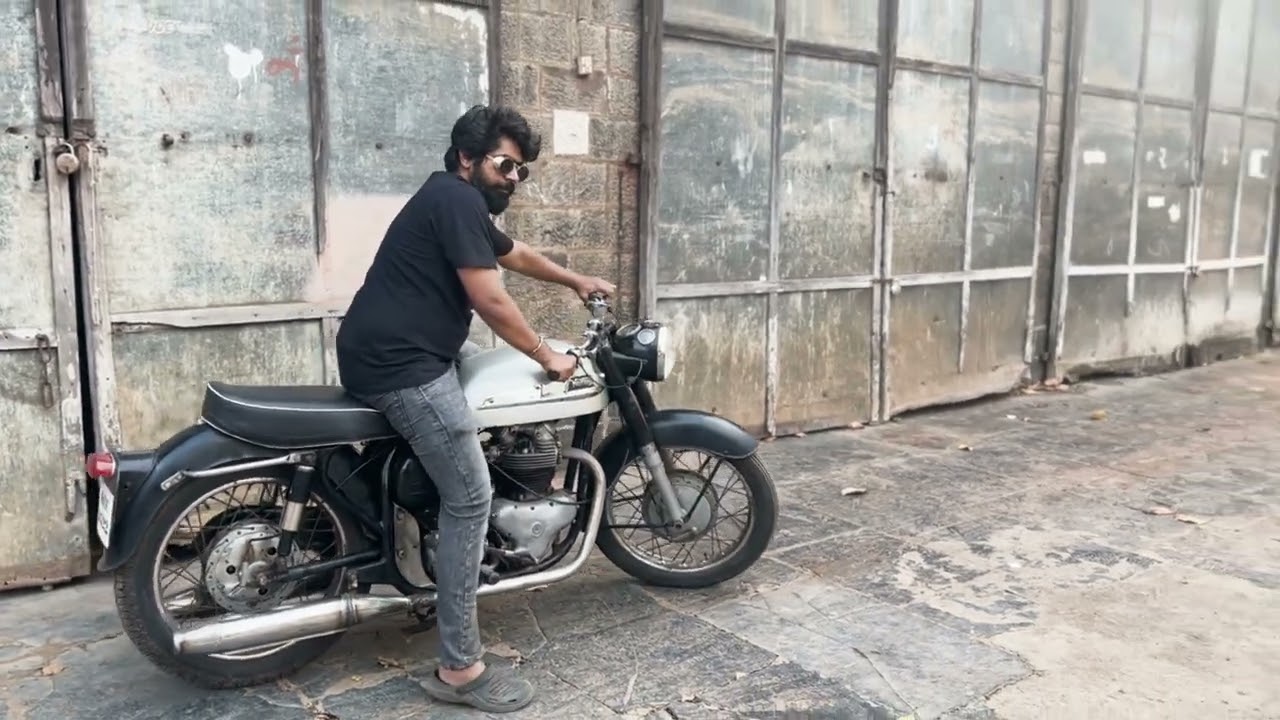 Norton Dominator 88 1961 500cc and BMW R25/2 1958 Review and Ride at Kolhapur #norton #bmw #g2bullet