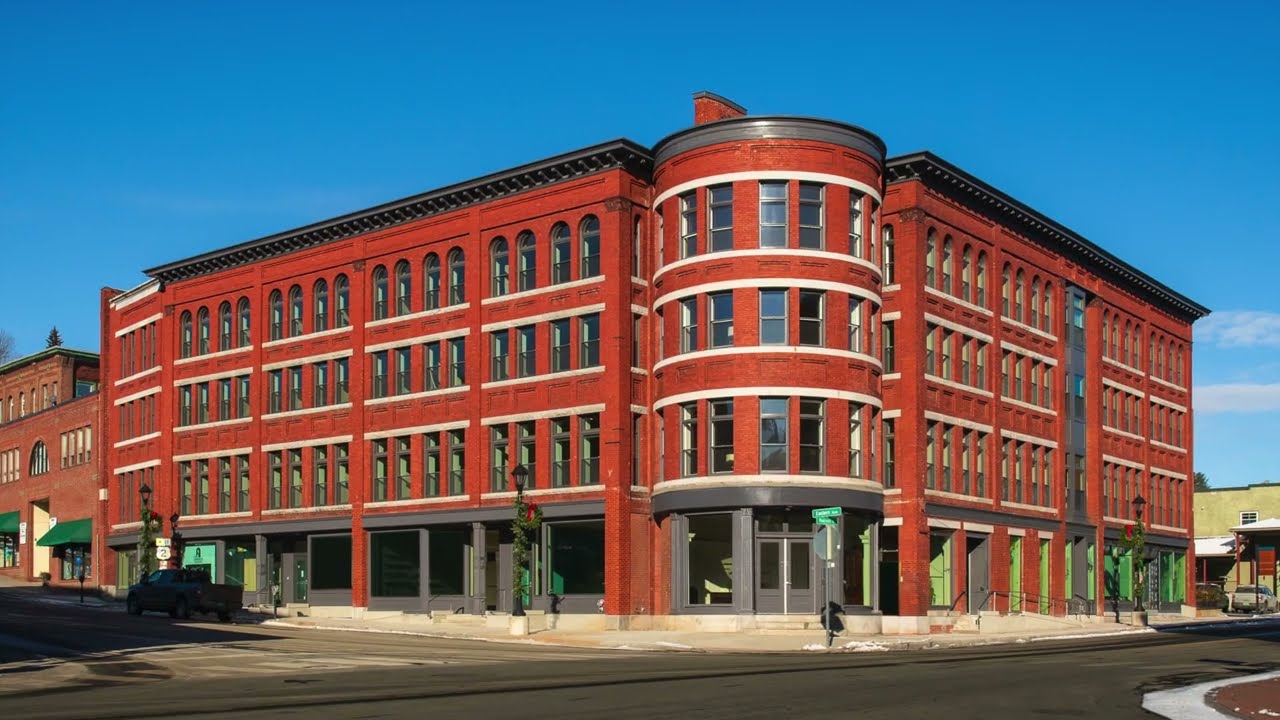 New Avenue, St. Johnsbury, Vermont: 2022 Preservation Award
