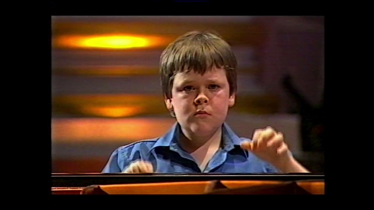 Young Musician final 2004 Ben Grosvenor plays Ravel