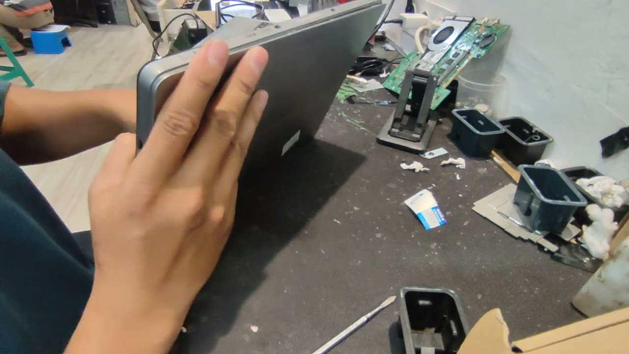 CARA BONGKAR LAPTOP DELL LATITUDE 7200 2 IN 1