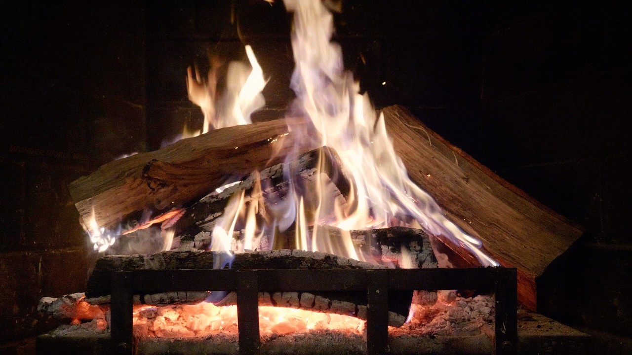 Real Wood Burning Fireplace 🔥 In Real Time With High Quality Relaxing Sounds 4K 60fps 10Hr #20181125