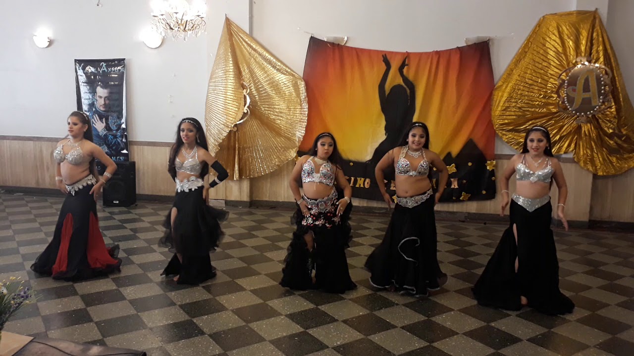 Derbake Raffi Avakian . Grupo Infantil Hermanas Lezana