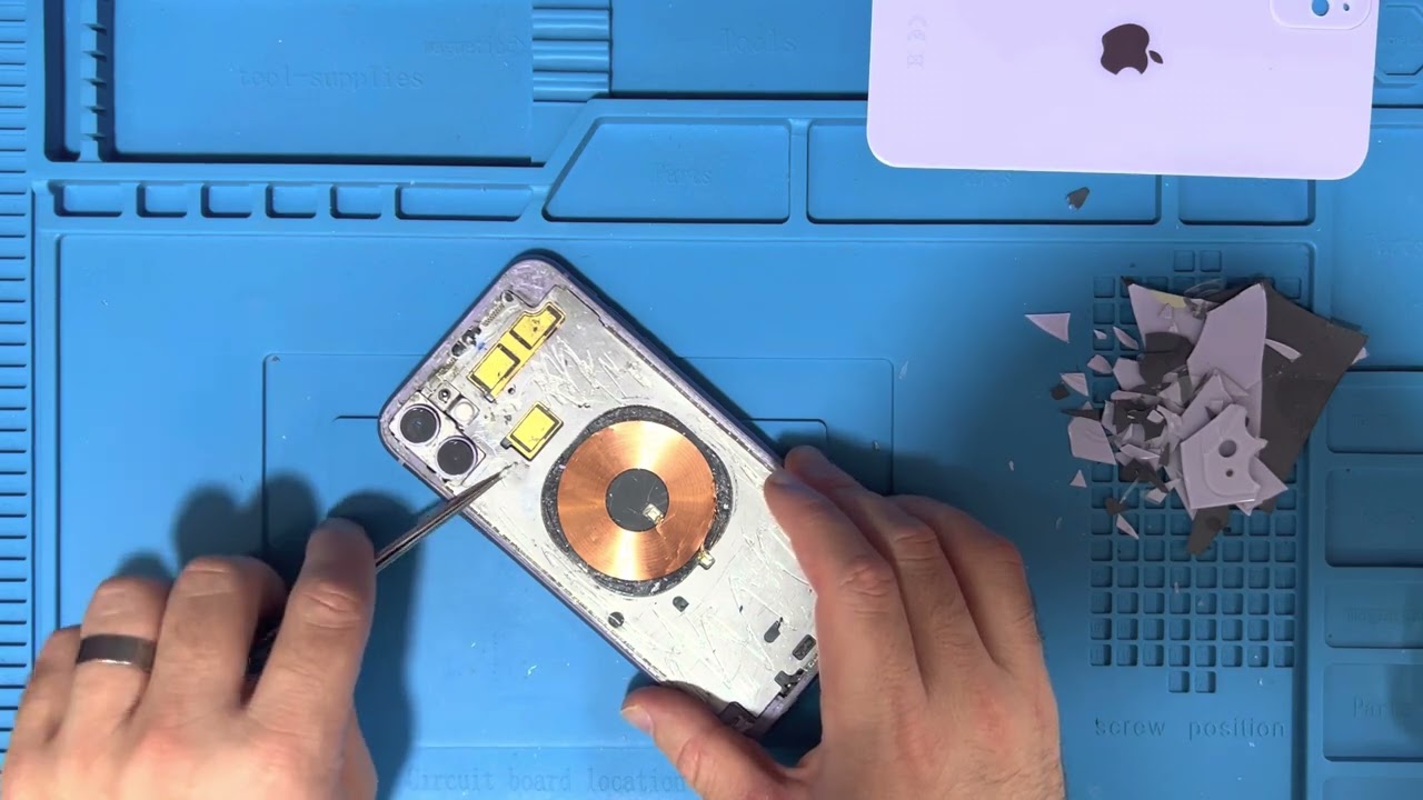 İPHONE 11 ARKA KAPAK DEĞİŞİMİ