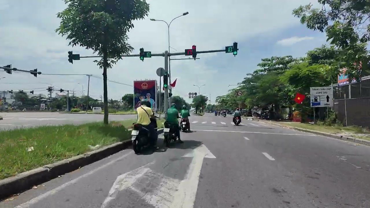QUA CẦU XÓM CỦI ĐẾN KHU DÂN CƯ MIZUKI BÌNH HƯNG 