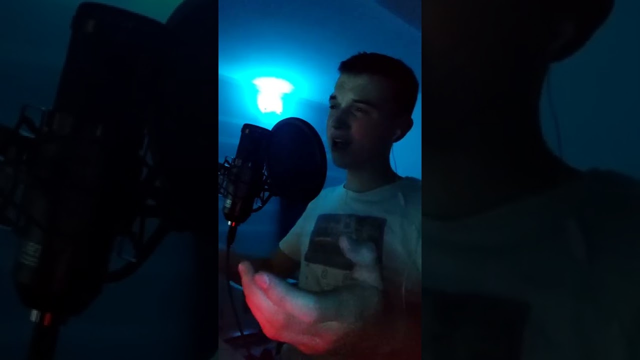 Halo ja sam /COVER/