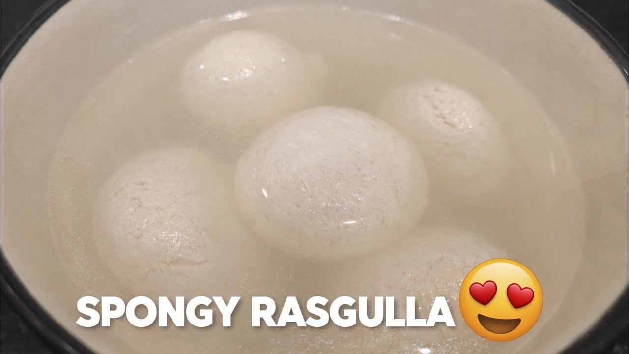Spongy Rasgulla Recipe | Soft & Juicy Bengali Rasgulla at Home